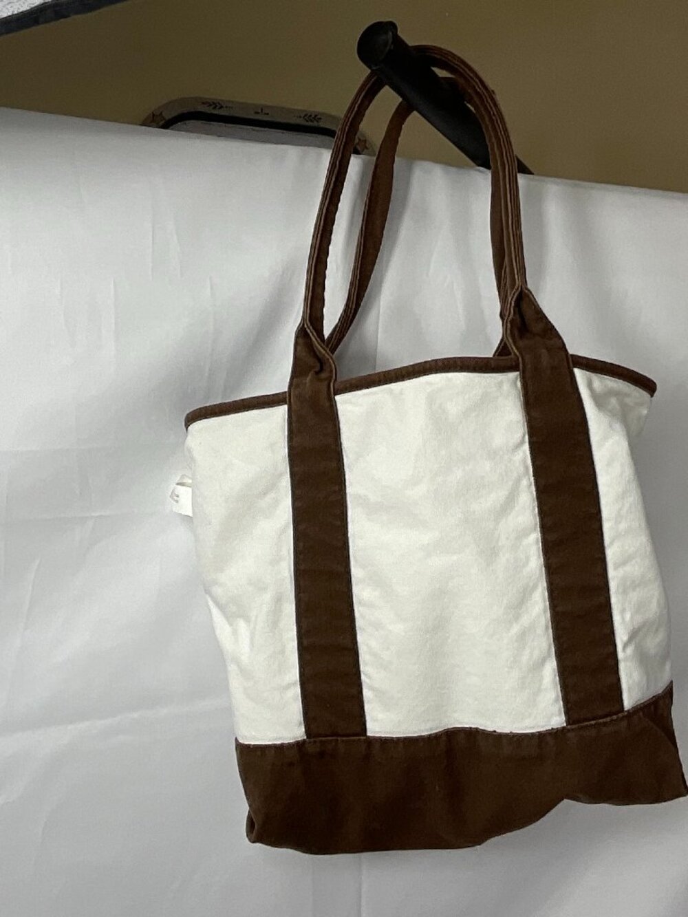 Aero Tote bag